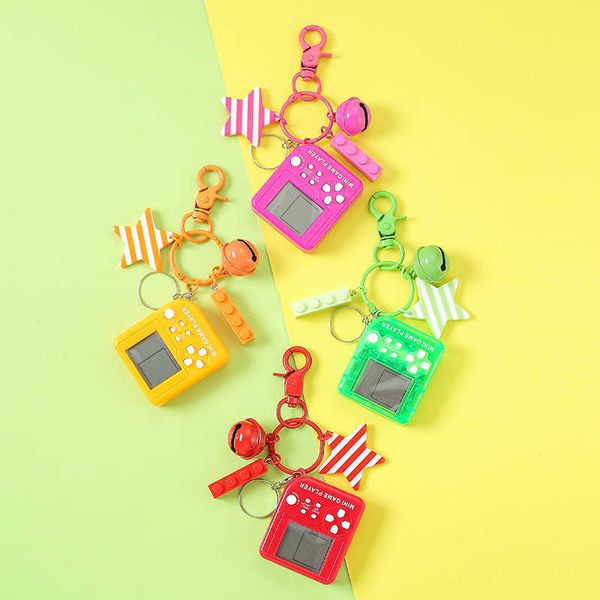 

keychains creative mini tetris game car keychain pendant couple bag pendant party gift birthday gift fashion jewelry j230426, Silver
