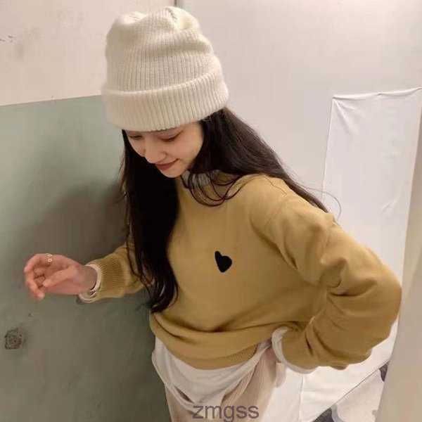 

sweaters designer women knitted sweatshirt men's classic love heart-shaped sweater couple hoodies tees men simple pullover fashion autu, Black