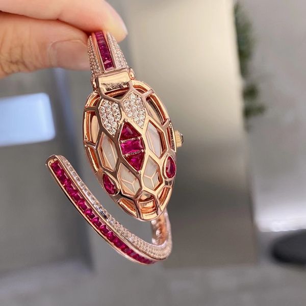 

fashionable women's watches high-end selling classic diamond watch gem watch, Slivery;golden