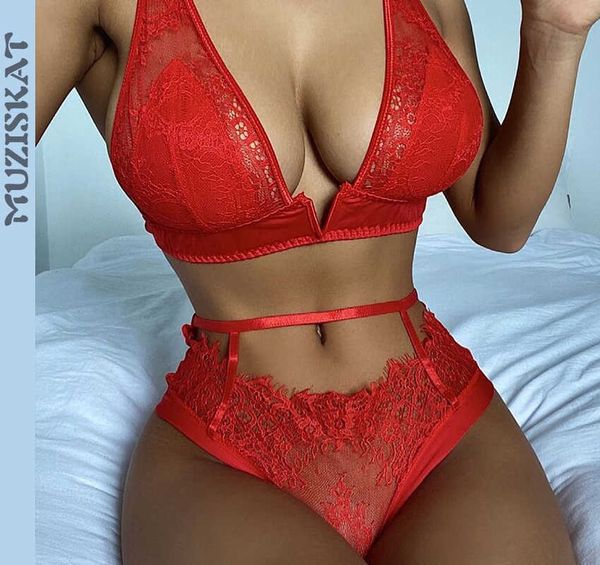 

set deluxe erotic package underwear women 2022 lingerie hollow out bra panties set push up french embroidery lingerie sets j230426, Red;black