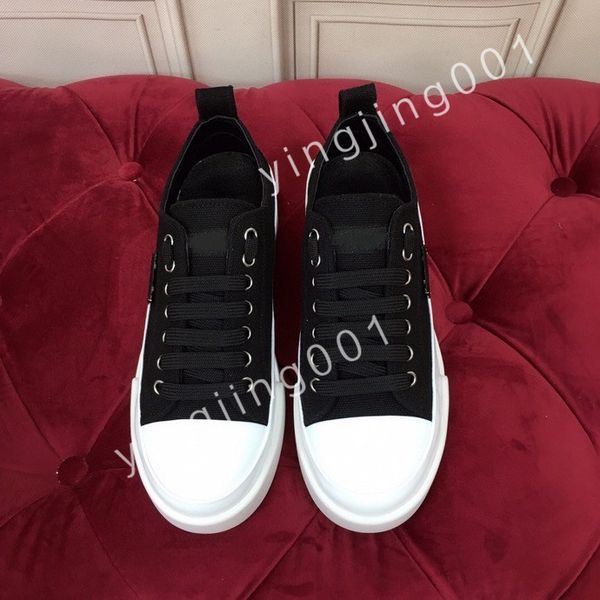 

2023 fashion sneaker men causal shoes fashion woman leather lace up sneakers white black mens womens