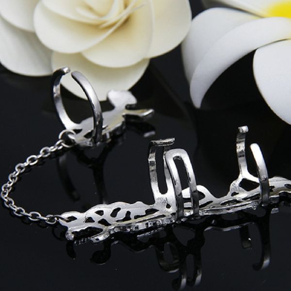 

fashion exaggeration branch tendril carved diamond ring star double finger siamese ring for decoration, Golden;silver