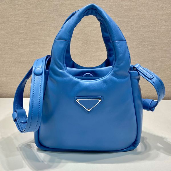

basket mini bag tote bag crossbody bag designer luxury shoulder bags soft sheepskin armpit bag leather purse triangle sequins long strap pou