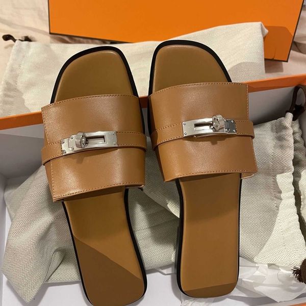 

slippers womens designer oran sandals luxurys slides 2023 summer lock flat bottom wearing beach low heel women js0c