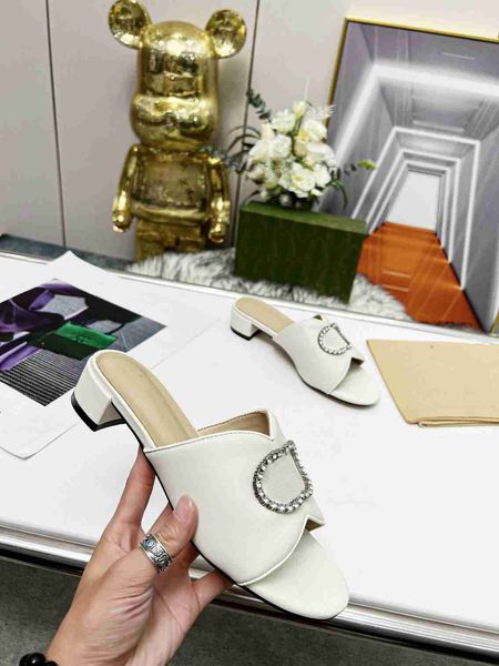 

luxury designer fashion slippers ggity summer flip new flat slippers slide women's outdoor leisure beach sandals k091, Black