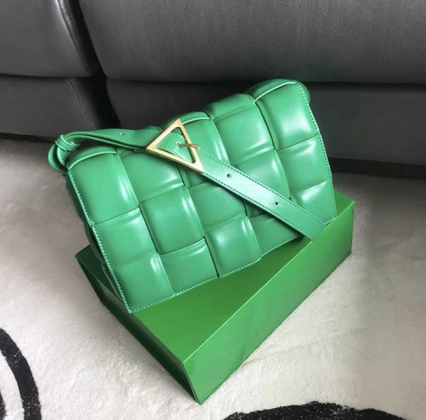 

womens woven botegas designer winter batega bag bags pillow cassette luxurys autumn new one shoulder leather small kdpp
