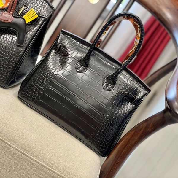 

brand designer luxury bag 5a high-quality handbag luxury fashion brand women's bag famous brand handbag lacing and packaging 25cm 30cm