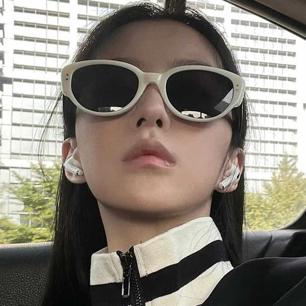 

Fashion Gentle monster cool sunglasses GM designer Fashionable cat eye Queen Gale's matching men's fashion trend internet celebrity glasses