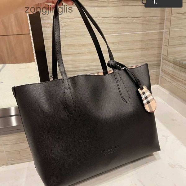 

bag handbags fashion new designers hands burbrerys women's outlet messenger bag single shoulder fashion classic large capacity c7rv