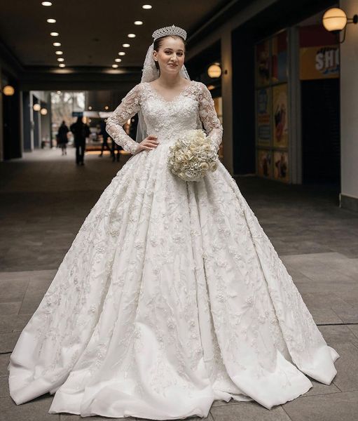 

elegant ball gown wedding dresses v neck long sleeves sequins appliques beaded floor length ruffles 3d lace flowers zipper bridal gowns plus, White