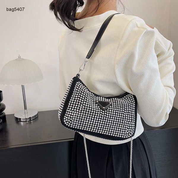 

new fashion bag 65% manufacturers direct retail wholesaleqiaocheng handheld women's chain one shoulder crossbody tidal underarm