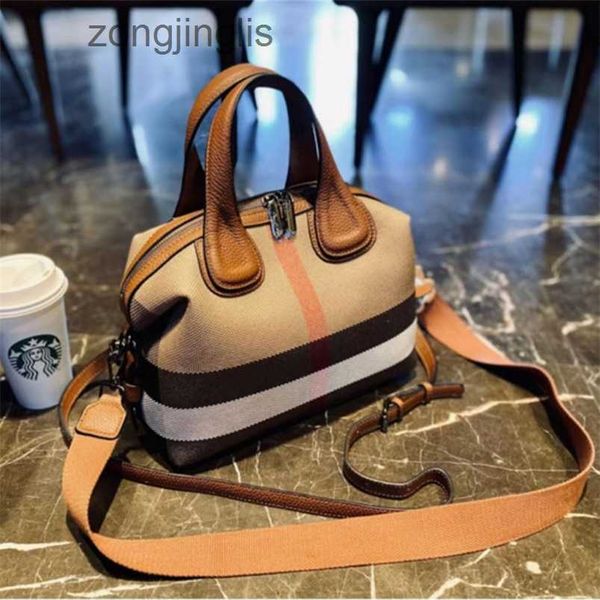 

womens fashion burbrerys hands outlet handbags bag new women tote designer new fashion versatile womens canvas spring and summer pillow bag