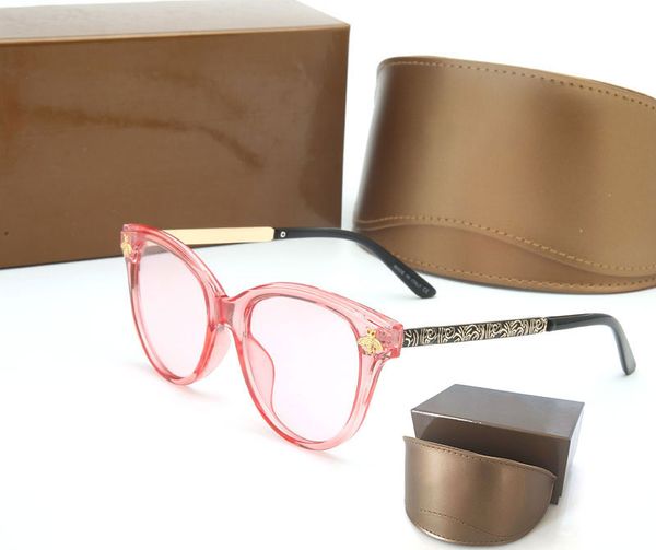 

beach womans sunglasses luxury vintage mens sun glasses net red same glasses brand men designer eyeglass gradient women spectacles 0479 sun, White;black