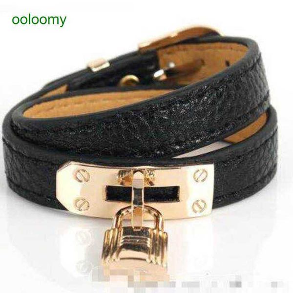 

hemres designer bracelet live street shooting fashion litchi pattern hanging lock double ring metal pu leather bracelet for men and women&#0, Black