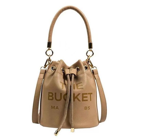 

designer women crossbody bag the tote bag marc pu leather handbags 2023 fashion purse bucket bags, Black;red