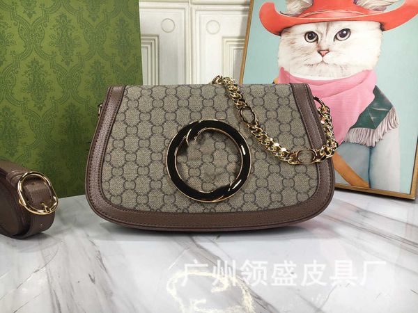 

clutch cosmetic bags cases new interlocking chain fashionable and trendy style niche temperament one shoulder crossbody underarm women'