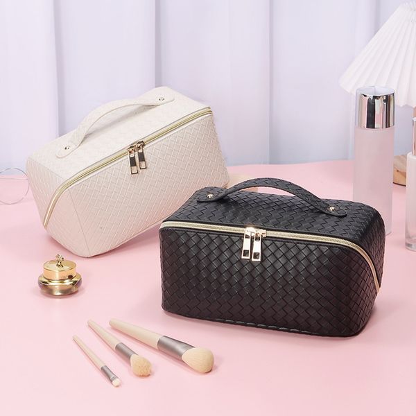 

cosmetic bags cases portable cosmetic pouch women's large-capacity luxury pu makeup bag retro rhombus handbag multifunction travel stor
