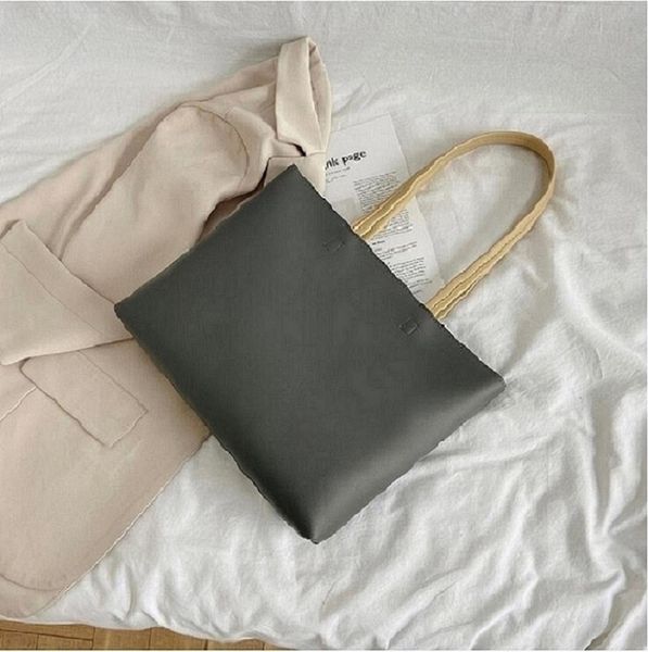 

2022 counter same designer bag leather shoulder package clutch handbag dhfvjhdshgvs