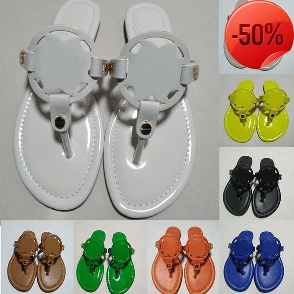 

2023 designer sandals spring summer fashion sandal quality stylish slippers for womens flats mules slides black golden red ladies trend outd