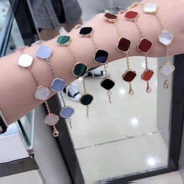 

luxury clover designer fashion charm bracelets for girls women 13mm flower gold silver black white red green bracelet wedding party jewelry