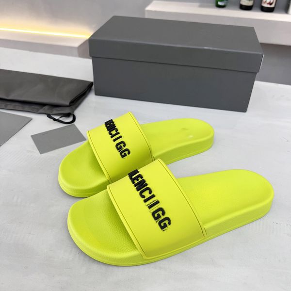 

summer new slippers luxury designer balencaigaity women's hollowed slide out fashion sandals flip classic casual beach shoes j013, Black