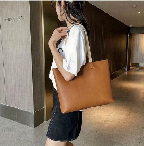 

2022 counter same designer bag leather shoulder package clutch handbag dhfhsadhfgvas