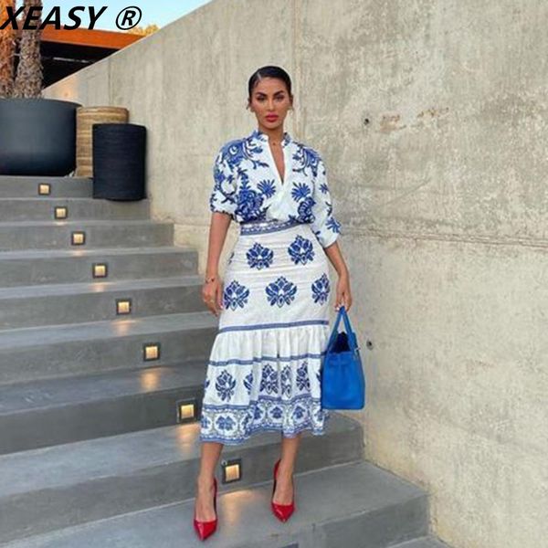 

t-shirt xeasy women 2021 fashion blue totem floral print smock blouse ladies casual shirt vintage female chic loose blusas, White