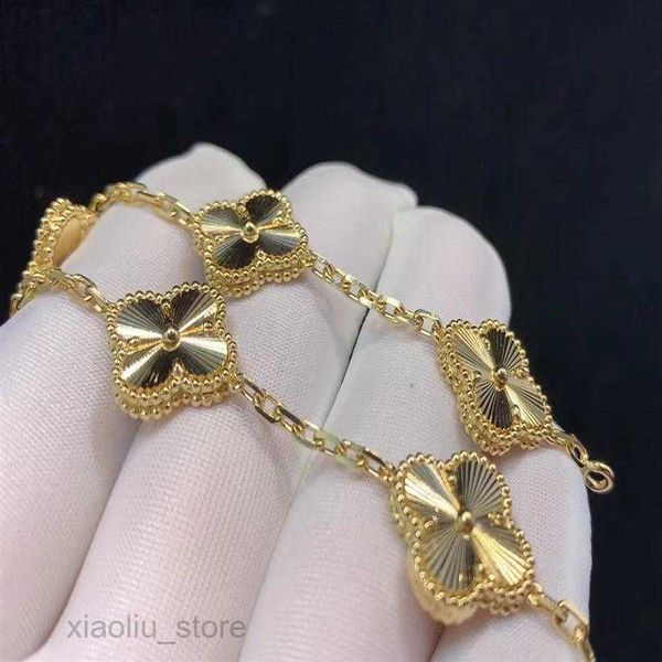 

charm bracelets luxury van clover designer bracelet pearl 4 leaf 18k gold laser brand bangle charm bracelets necklace earrings diamond weddi, Golden;silver