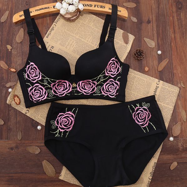 

bras sets women bra set embroidery rose push up adjusted bra brief sets ladies wireless fashion bra and panty set 230427, Red;black