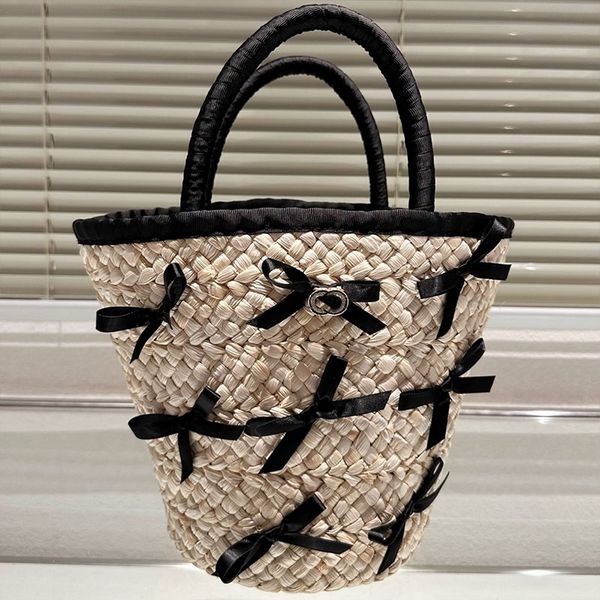 

women designer straw basket tote bag with bowknot diamonds metal hardware two-tone clutch drawstring woody bags leisure handbags 3 colors la