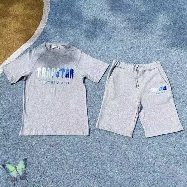 

trapstar t-shirt embroidery men women 1 1 couple dress t shirt, Gray