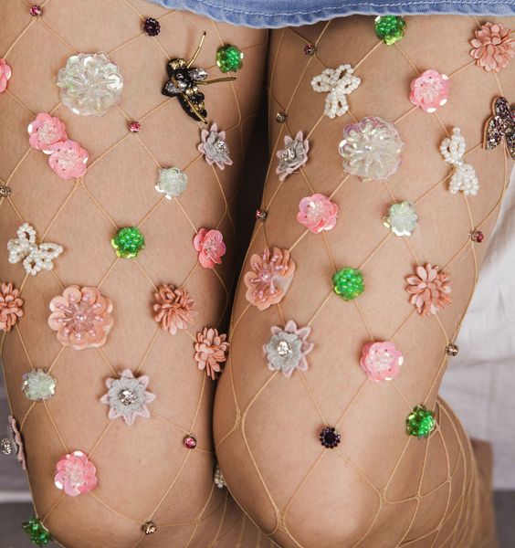 

socks stoking jaring-jaring bor panas wanita seksi celana ketat bunga trendyol dengan potongan girl pantyhose estetika kaus kaki panjang des, Red;black