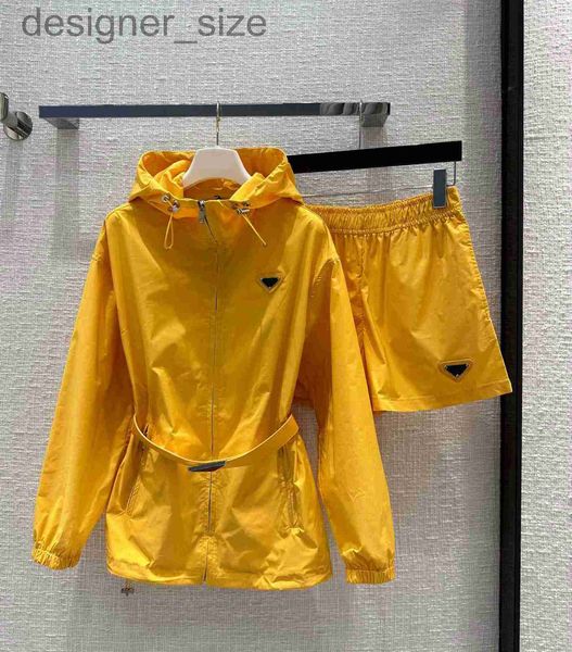 

two piece dress designerspring two piece dress summer women's solid two piece shorts loose hoodie jacket outwears jacket sets 2023 0dum, White