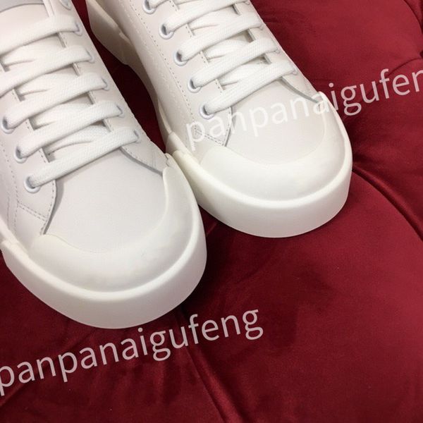 

luxurys designer track sneakers platform trainer shoes mens women leather sneaker white black comfortable shoes