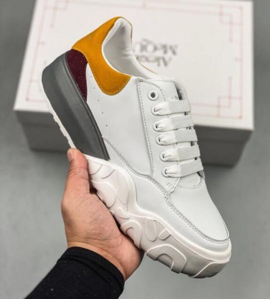 

designers mens casual shoes mccqueeness comfortable velvet leather women white black luxury flats trainer sneakers with box ak35