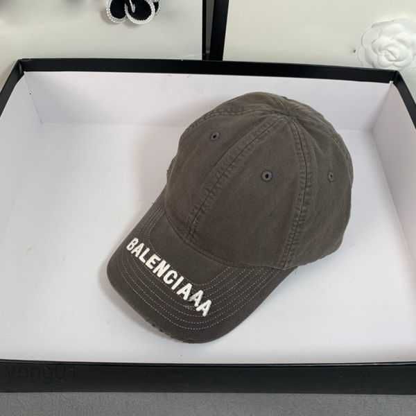 

men's and women's designers casquette sports denim ripped ball caps solid color b letter outdoor couple hats 2l5e2, Blue;gray