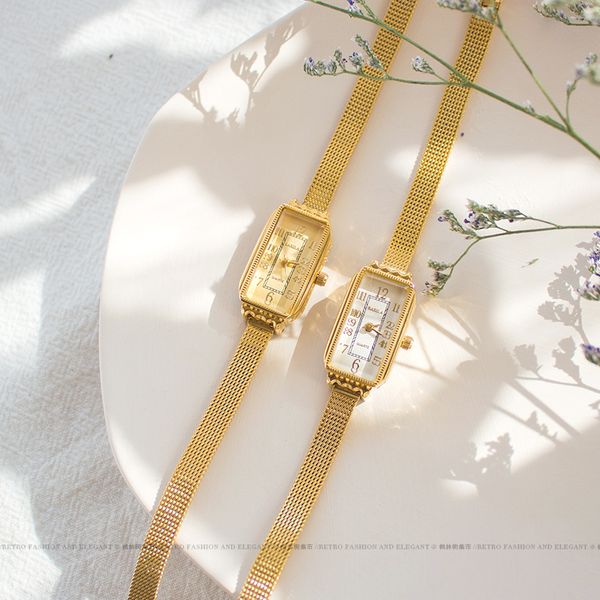 

women s watches jam tangan wanita desain baru retro gaya jepang emas dial persegi panjang kecil dan indah tahan air 230427, Slivery;golden