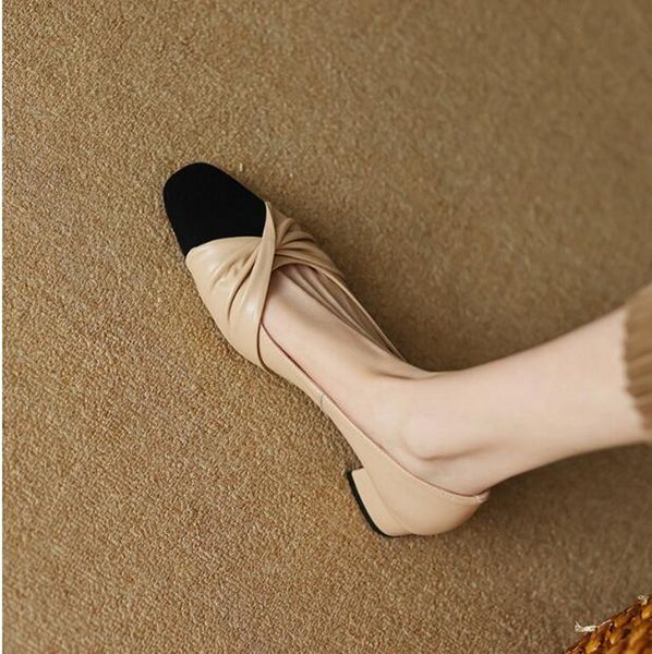 

2023 classic mixcolor fashion women single shoes low heel sheepskin lady oxfords, Black