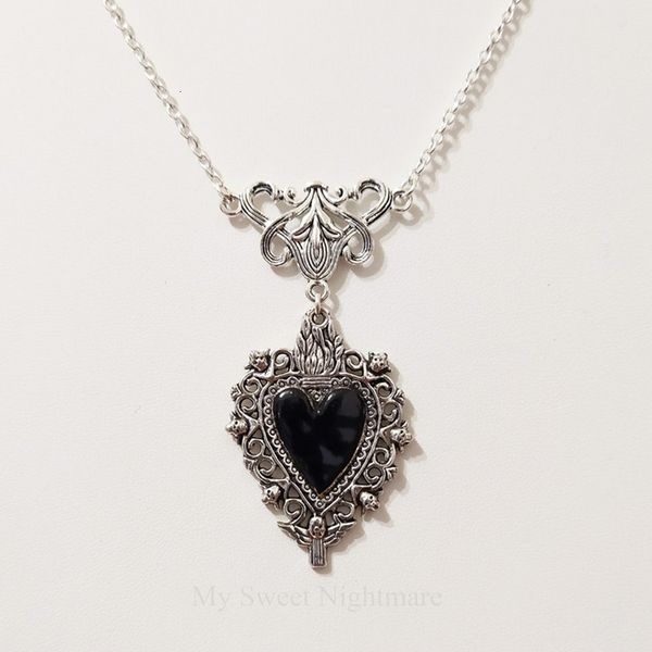 

strands strings sacred heart necklace jewelry black color heart necklace gothic jewelry memento mori burning heart pendant necklace 230426