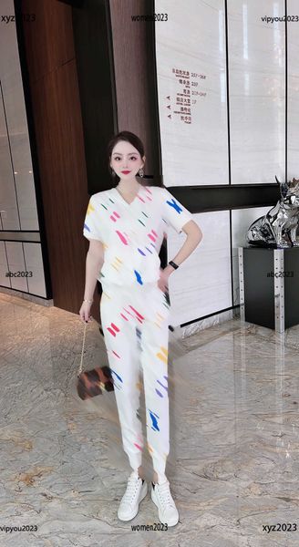 

designer tracksuits women short sleeve set fashion t-shirt suits size s-l 2pcs v-neck t-shirts and pants april26, Gray