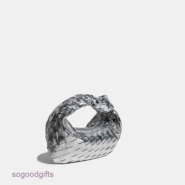 

bottegas bag mini jodie venetas 2023 new bag women's woven cloud hand underarm leather ox horn knotted hand nmuw with logo uami