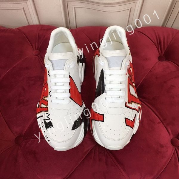 

2023 luxurys casual shoes women travel leather sneaker fashion lady flat designer running trainers letters woman shoe platform men gym sneak, Black