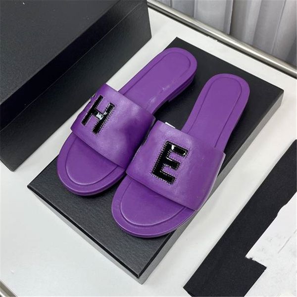 

fashion slippers 2023 channel luxury design summer men's and women's flats thick soled leather rubber lettering logo casual cartoo, Black