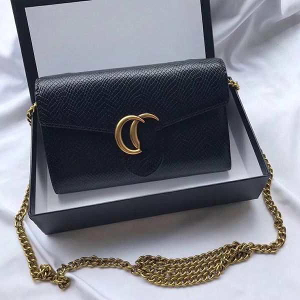 

2023 fashion bags french flip shoulder crossbody bag exquisite craftsmanship before creating oil edges caramel, and each color represents a