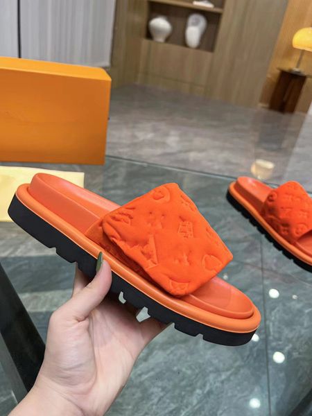 

women sandals brand designer slippers flat flip flops crocodile skin slide ladies beach sandal summer with box 0412, Black