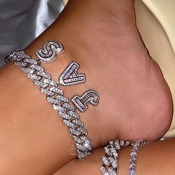 

anklets 12mm pernyataan kuba link diy nama gelang kaki untuk wanita kristal zirkon awal 26 huruf grosir pesona perhiasan 230427, Red;blue
