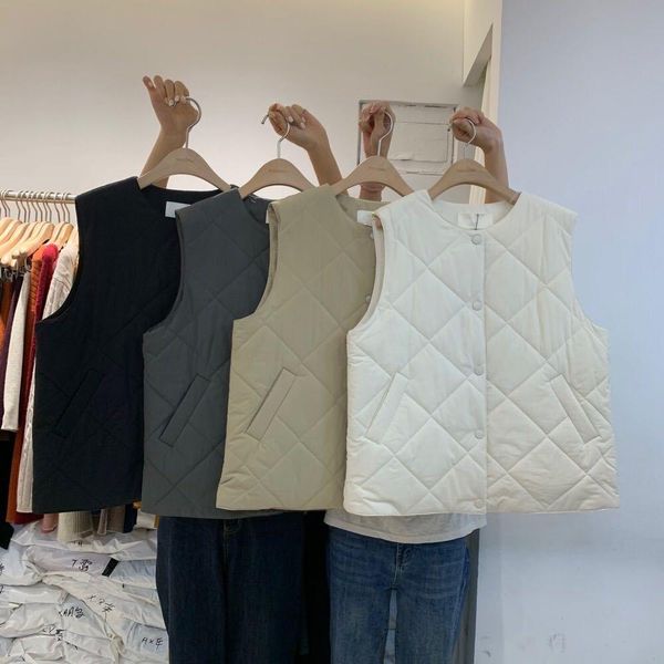 

vests 2022 woman winter short style vest female solid cotton padded thick sleeveless jacket ladies big pockets casual outwear q131, Black;white