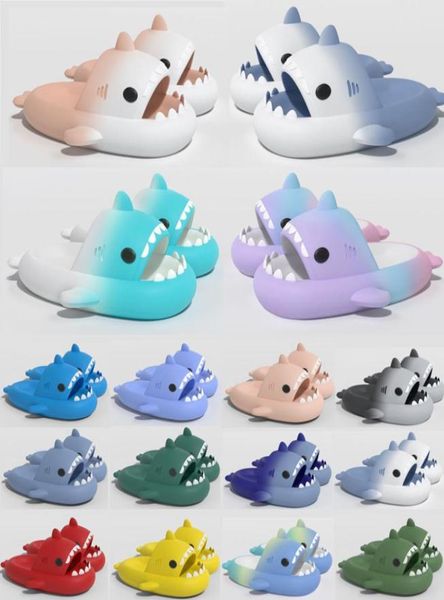 

gradual shark treading on shit slippers women039s summer indoor home bathing nonslip couples wear men039s sandals outside1474366, Black