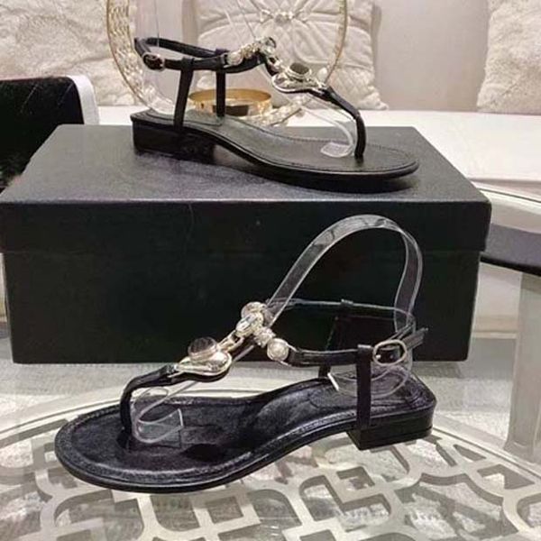 

designer sandals luxury heart-shaped button flat heel shoes women calfskin flip flop t-strap sandal fashion party slippers size 35-42 with b, Black