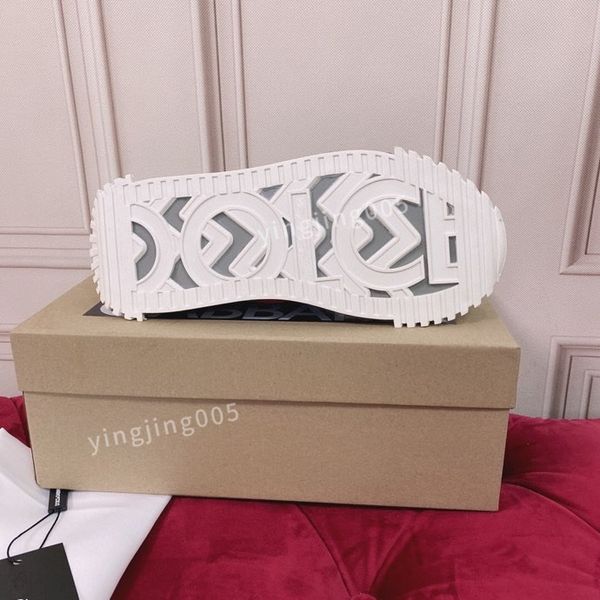 

2023designer mens causal shoes fashion womans leather lace up platform sole sneakers white black mens womens luxury velvet suede
